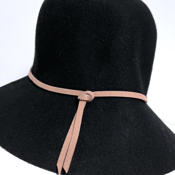 Round Brim Felt Wool Hat - Picture 4 of 8
